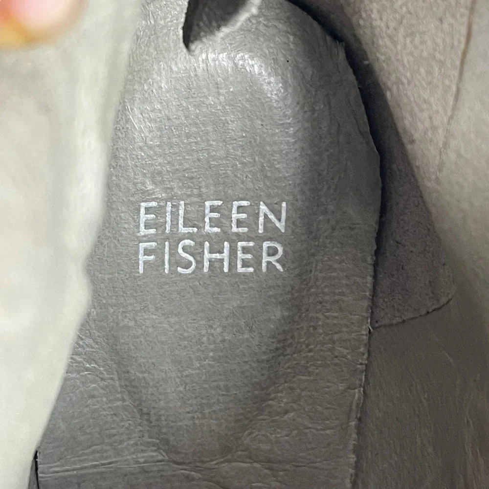 EILEEN FISHER PEER SHADOW TAUPE NUBUCK LEATHER CHELSEA STYLE ANKLE BOOT BOOTIE